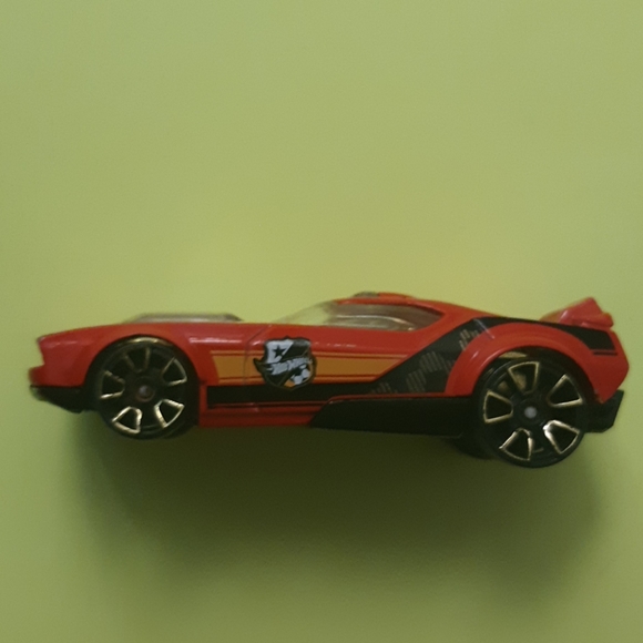 Hot wheels Fast Fish 1:64 diecast| 10/10 - Picture 4 of 8